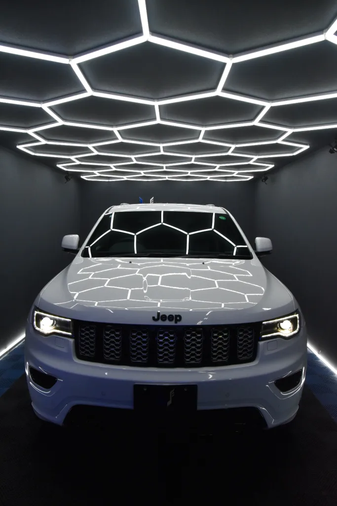 GRAND CHEROKEE