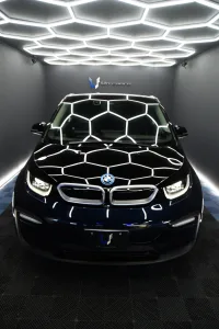 i3