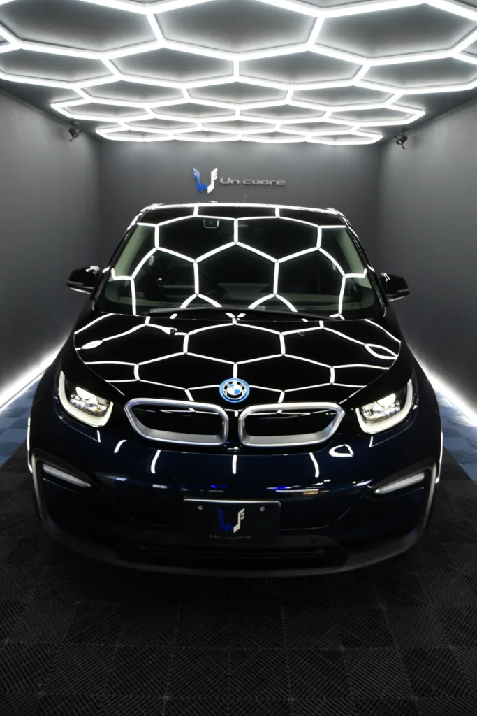 i3